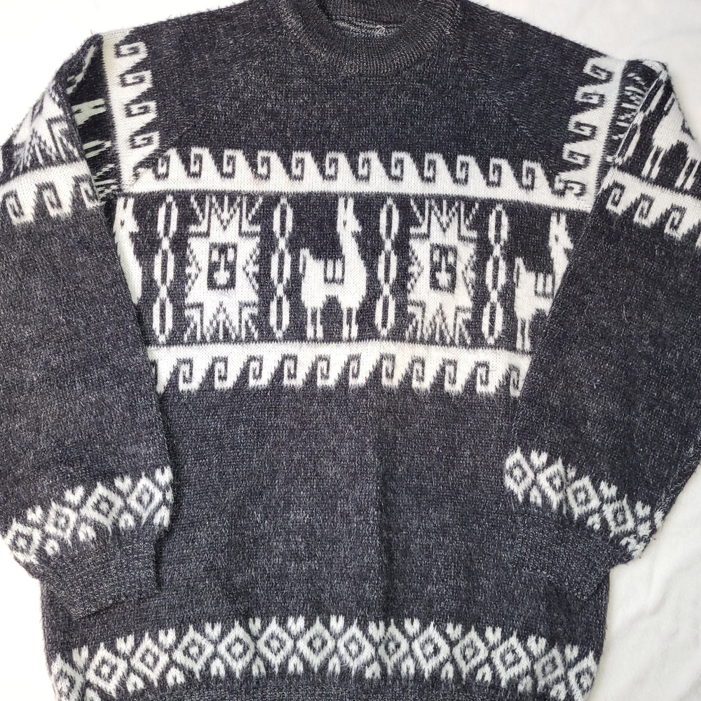 Alpaca Crewneck Sweater Men's Size Large Gray White Aztec Chunky Fuzzy‎